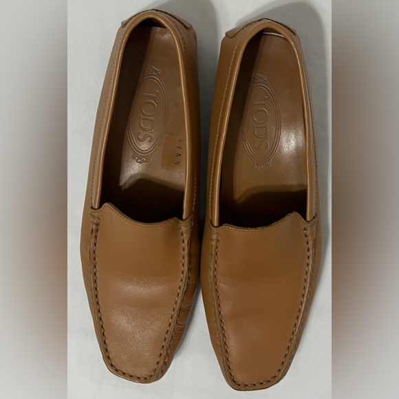 Tod’s Leather Driving Loafers Gommino Brown Old Money slip on comfort shoe - Picture 8 of 11